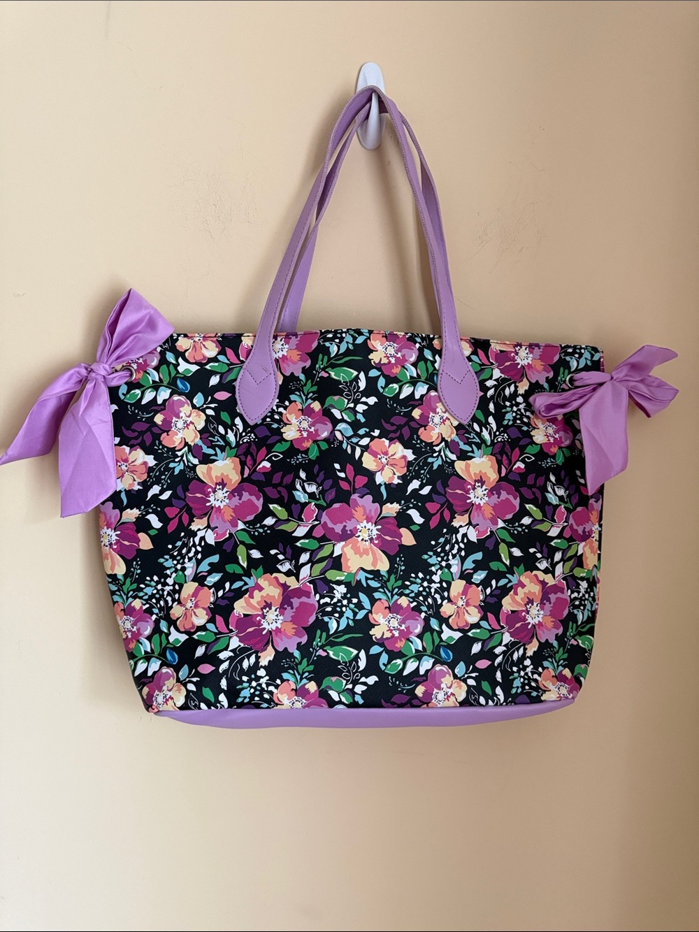 Floral Tote Bag in Lavender and Black Women's Shoulder Tote Bag